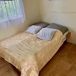 Quarto em Acomodações Particulares Goscinne Razem *